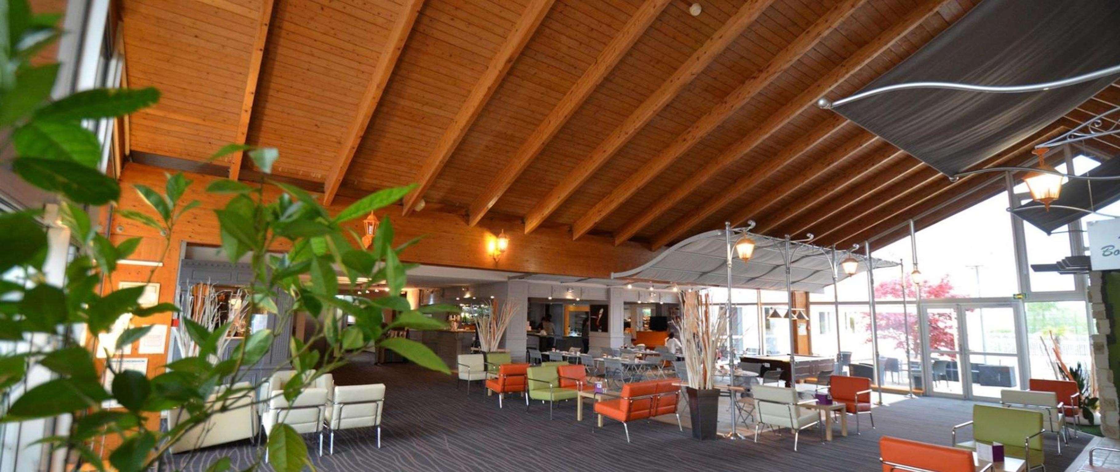 Hotel Akena Poitiers Nord Futuroscope 3*